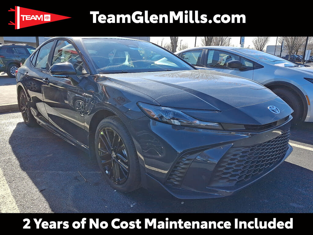 2026 Toyota Camry SE FWD