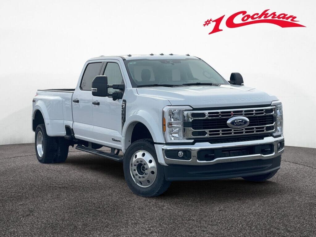 2026 Ford F-450 Super Duty XLT Crew Cab LB DRW 4WD