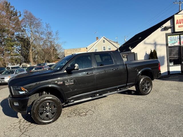 2017 RAM 2500 Big Horn Mega Cab 4WD