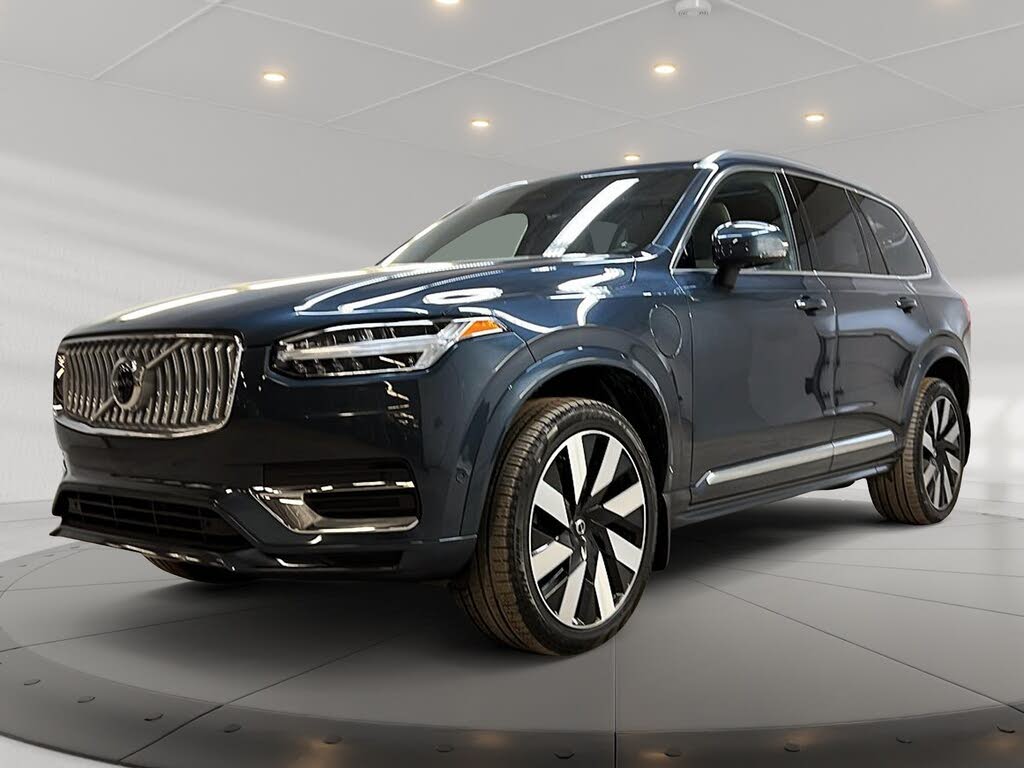 2025 Volvo XC90 Recharge T8 Ultra Bright Theme AWD