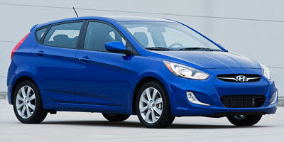 2012 Hyundai Accent GS 4-Door Hatchback FWD