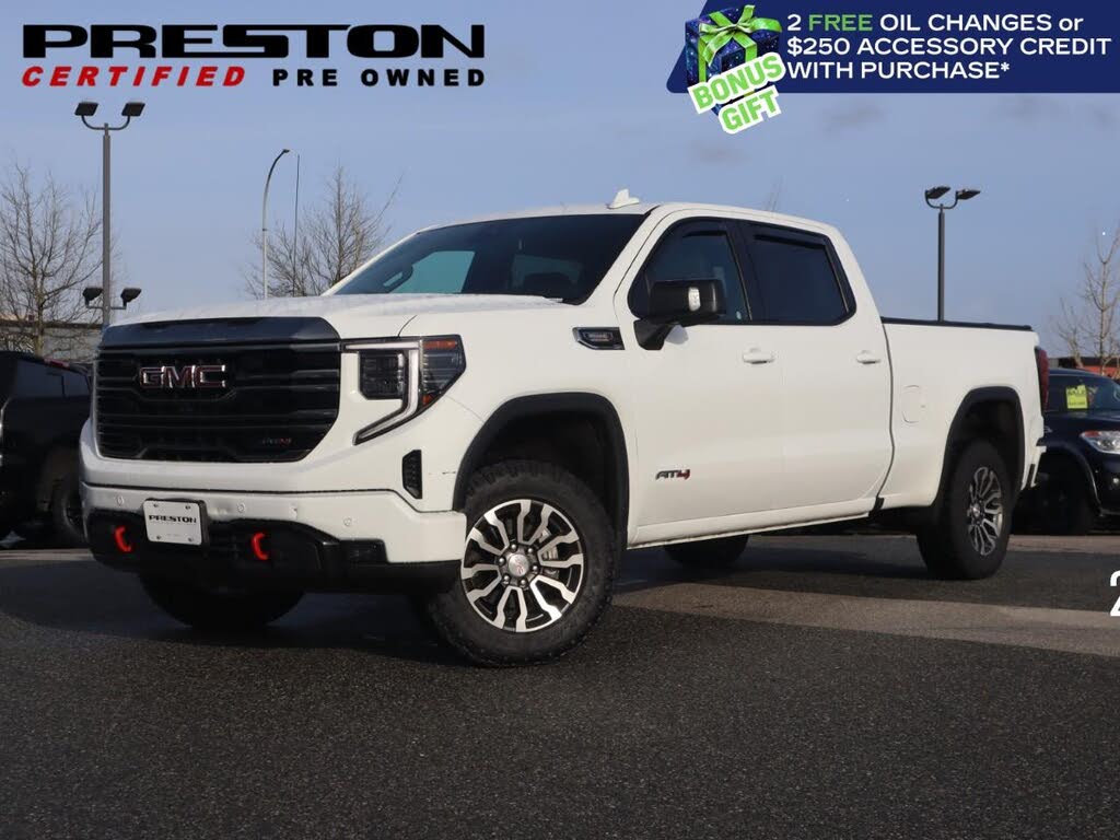 2023 GMC Sierra 1500 AT4 Crew Cab 4WD