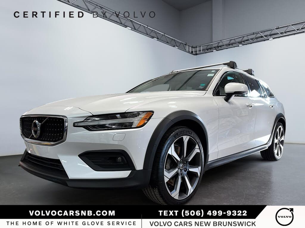 2022 Volvo V60 Cross Country T5 AWD