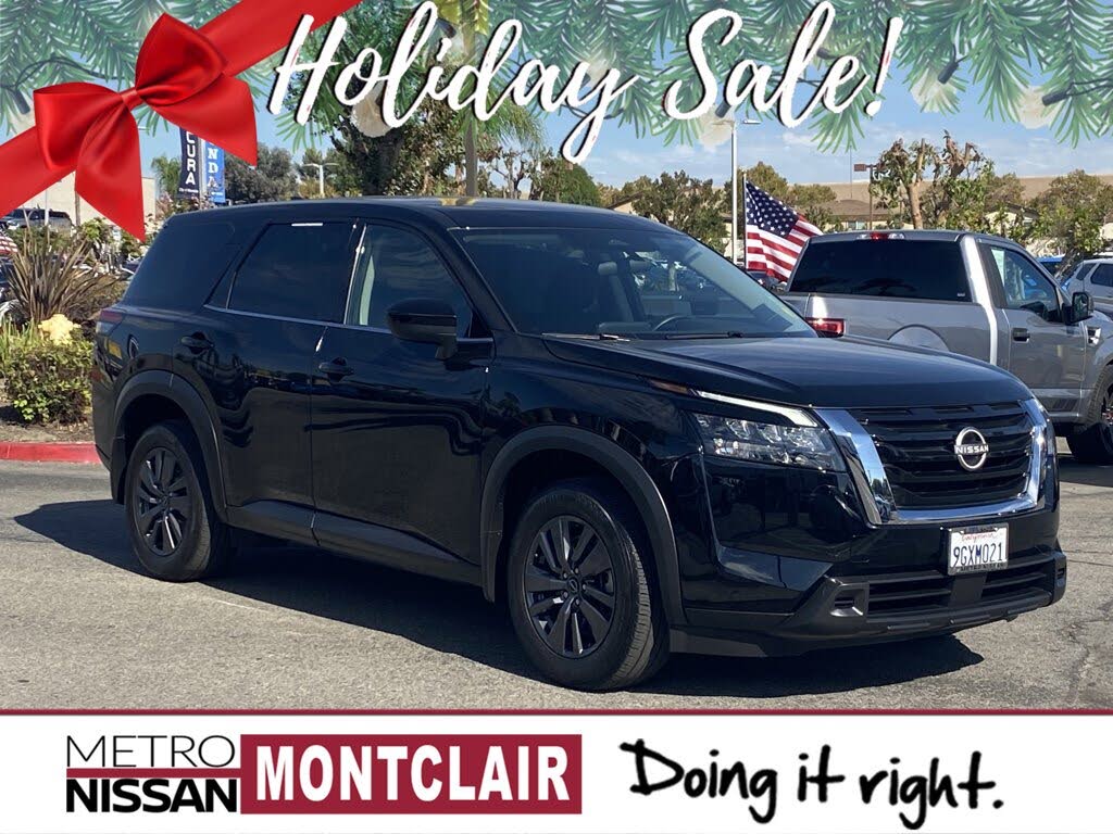 2023 Nissan Pathfinder S FWD