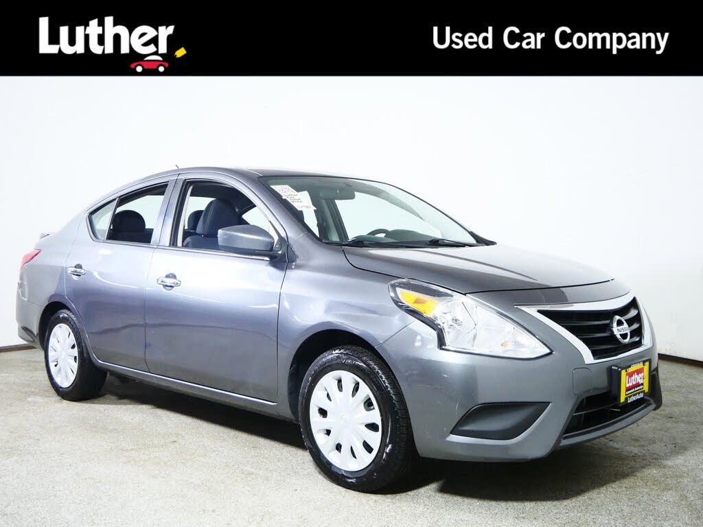 2019 Nissan Versa SV FWD