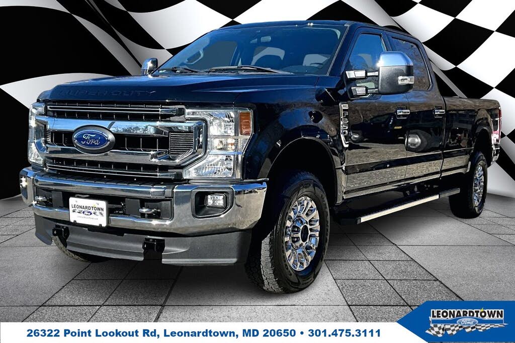 2022 Ford F-350 Super Duty XLT Crew Cab 4WD