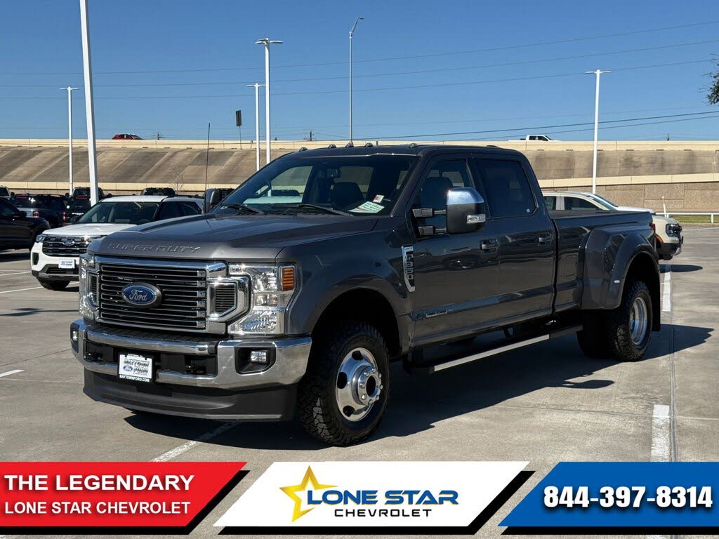 2022 Ford F-350 Super Duty Lariat Crew Cab LB DRW 4WD