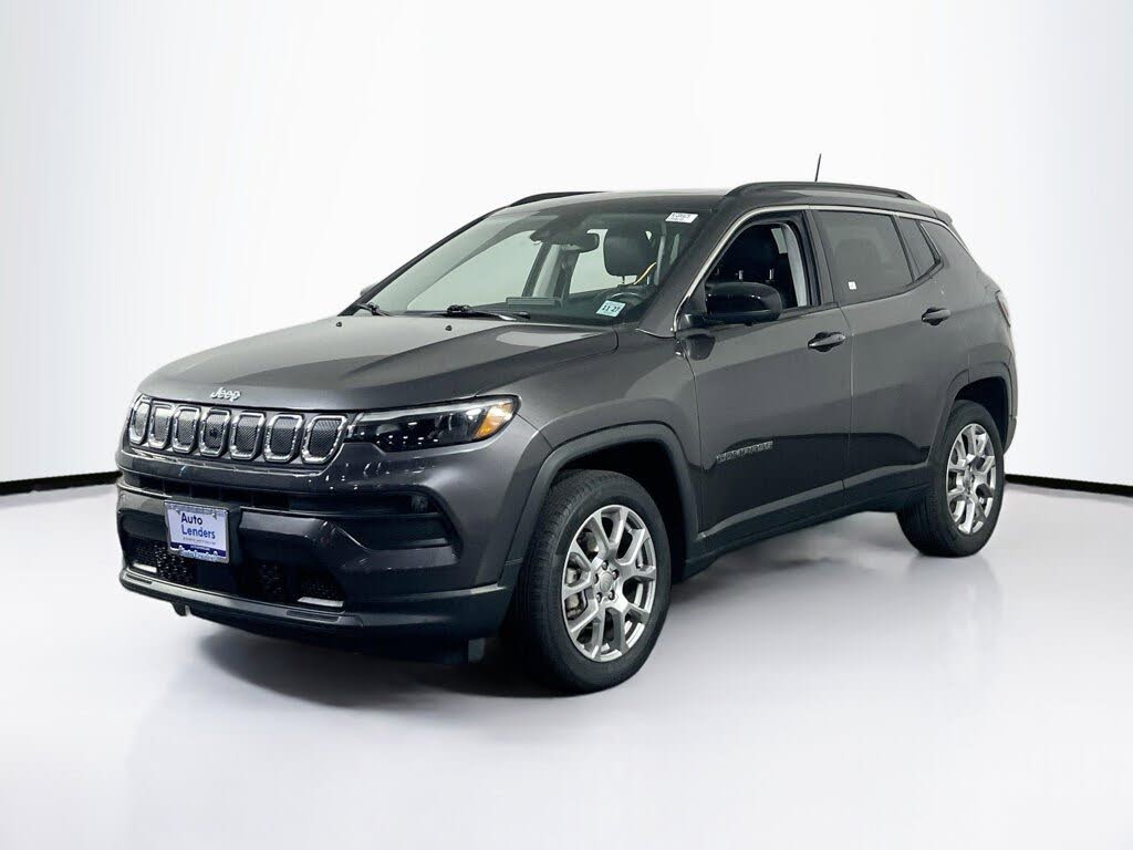 2022 Jeep Compass Latitude Lux 4WD