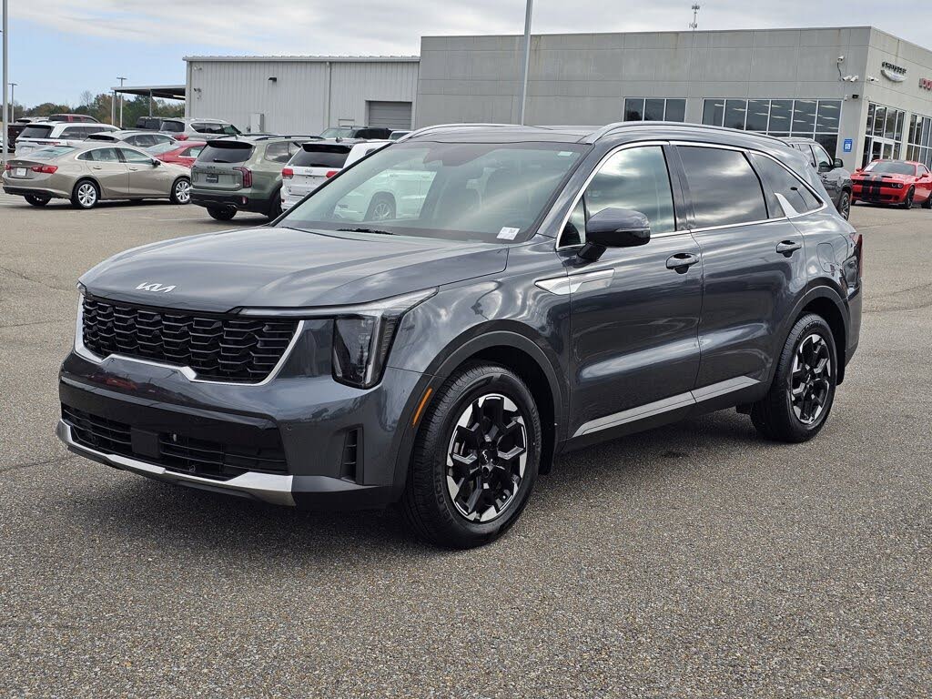 2024 Kia Sorento S FWD