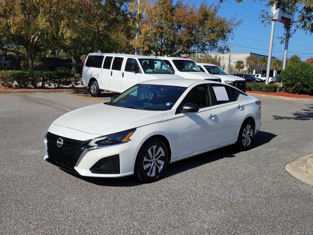 2025 Nissan Altima 2.5 S FWD