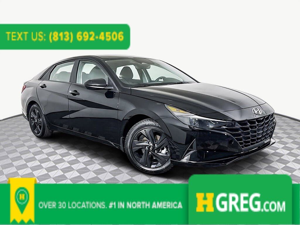 2023 Hyundai Elantra SEL FWD