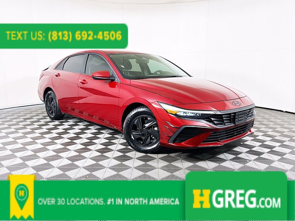 2024 Hyundai Elantra SE FWD