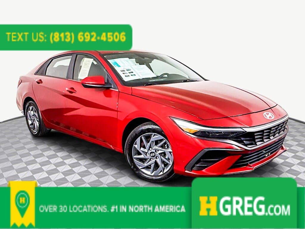 2024 Hyundai Elantra SEL FWD