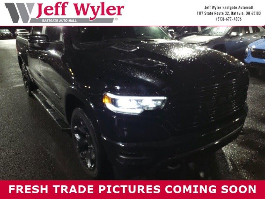 2024 RAM 1500 Limited Crew Cab 4WD