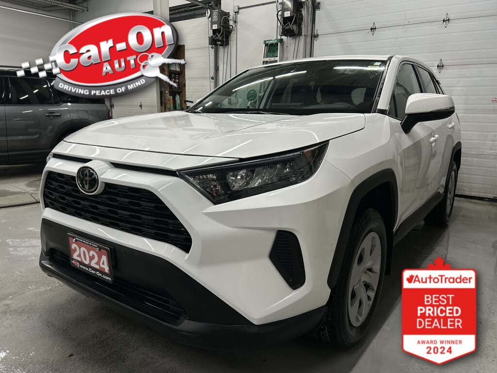Toyota RAV4 LE AWD 2024