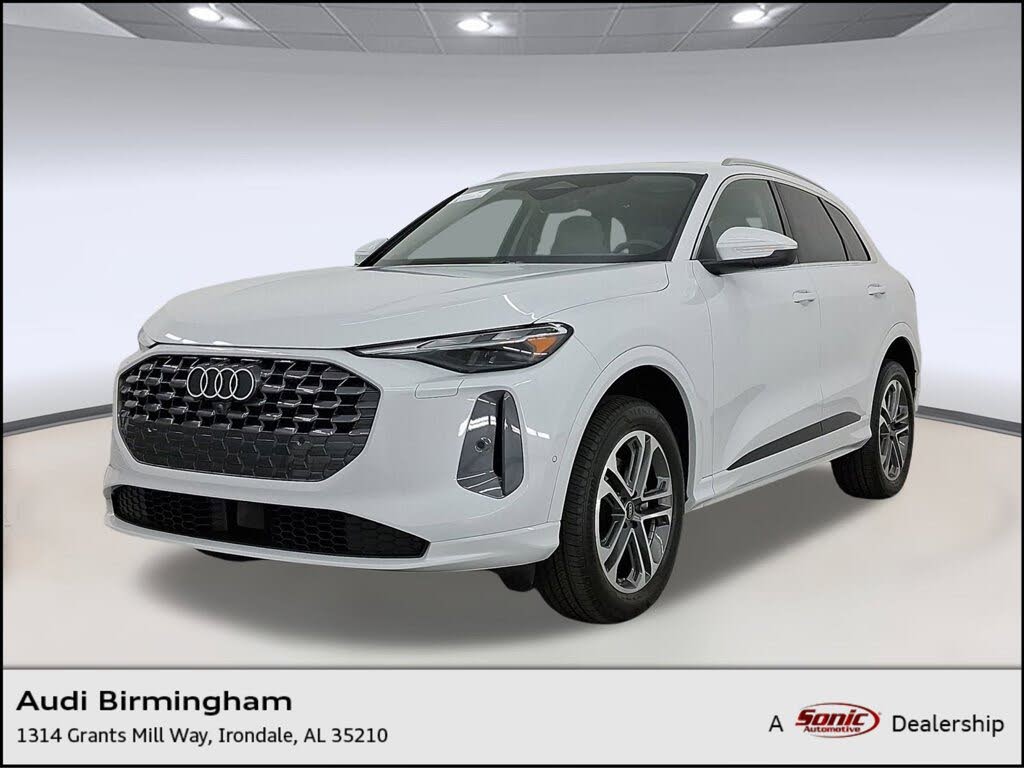 2025 Audi Q5 quattro Premium 40 TFSI