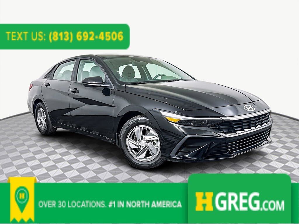 2025 Hyundai Elantra SE FWD