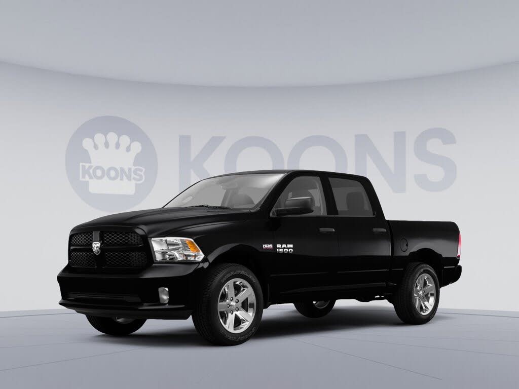 2015 RAM 1500 Express Crew Cab 4WD