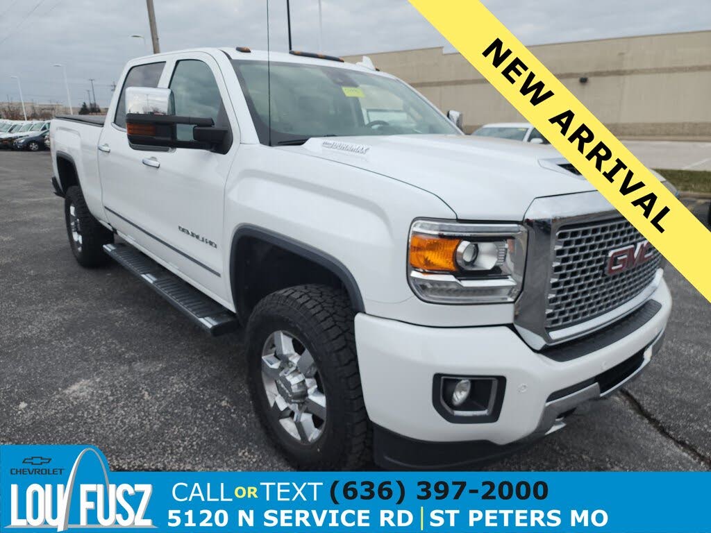 2017 GMC Sierra 3500HD Denali Crew Cab LB DRW 4WD