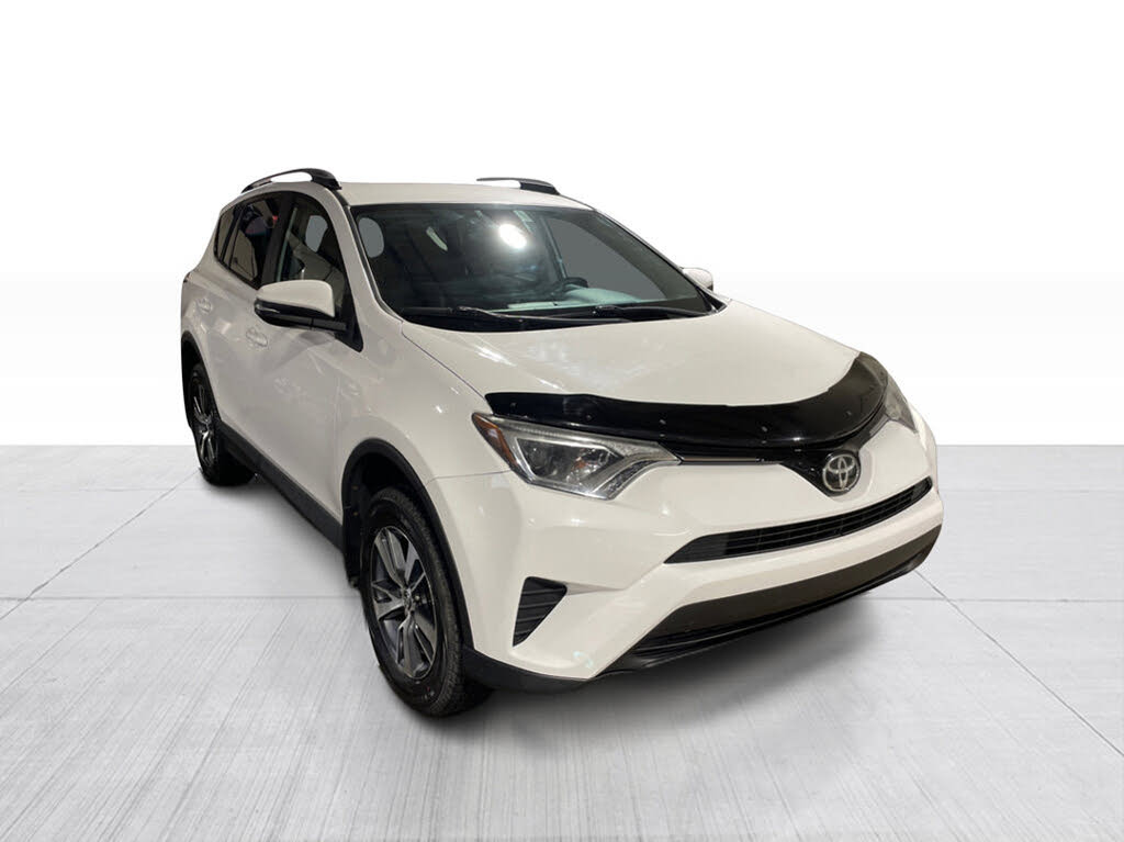 2018 Toyota RAV4 LE AWD