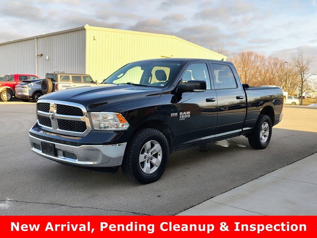 2019 RAM 1500 Classic SLT Crew Cab 4WD