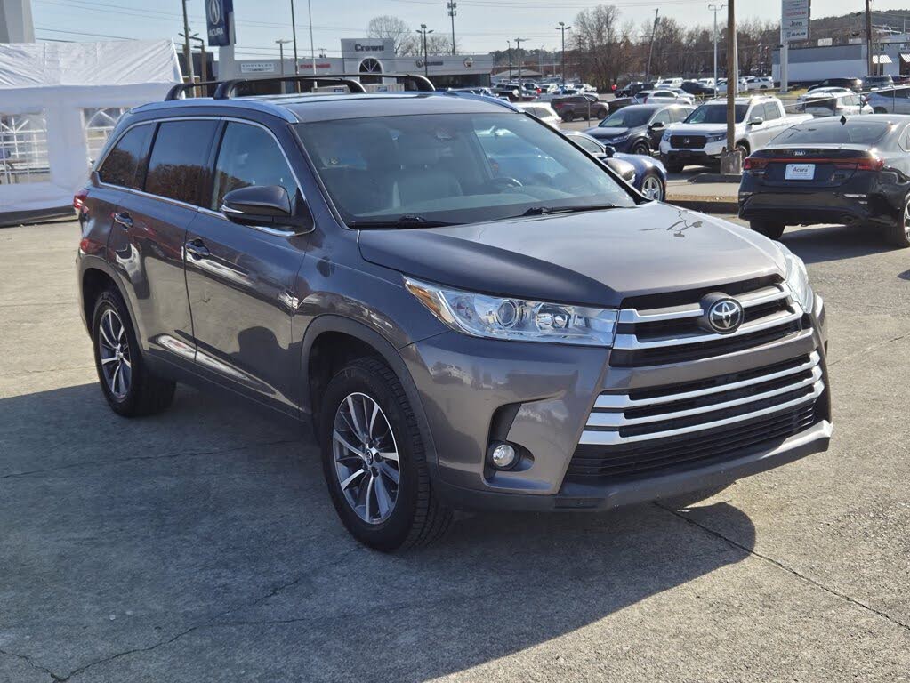 2019 Toyota Highlander XLE FWD