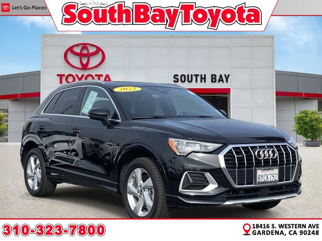 2022 Audi Q3 quattro Premium 40 TFSI