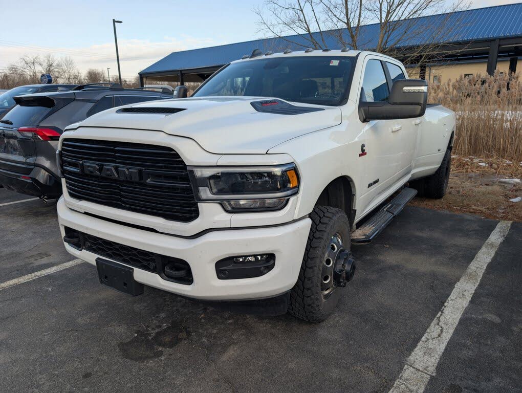 2023 RAM 3500 Laramie Crew Cab LB DRW 4WD