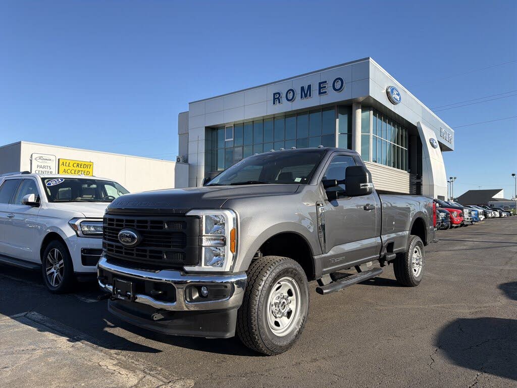 2024 Ford F-350 Super Duty XL LB 4WD