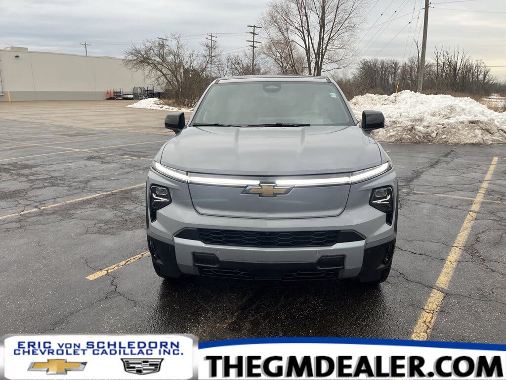 2025 Chevrolet Silverado EV LT Crew Cab e4WD