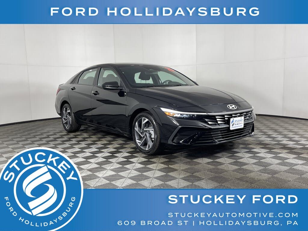 2025 Hyundai Elantra SEL Sport FWD