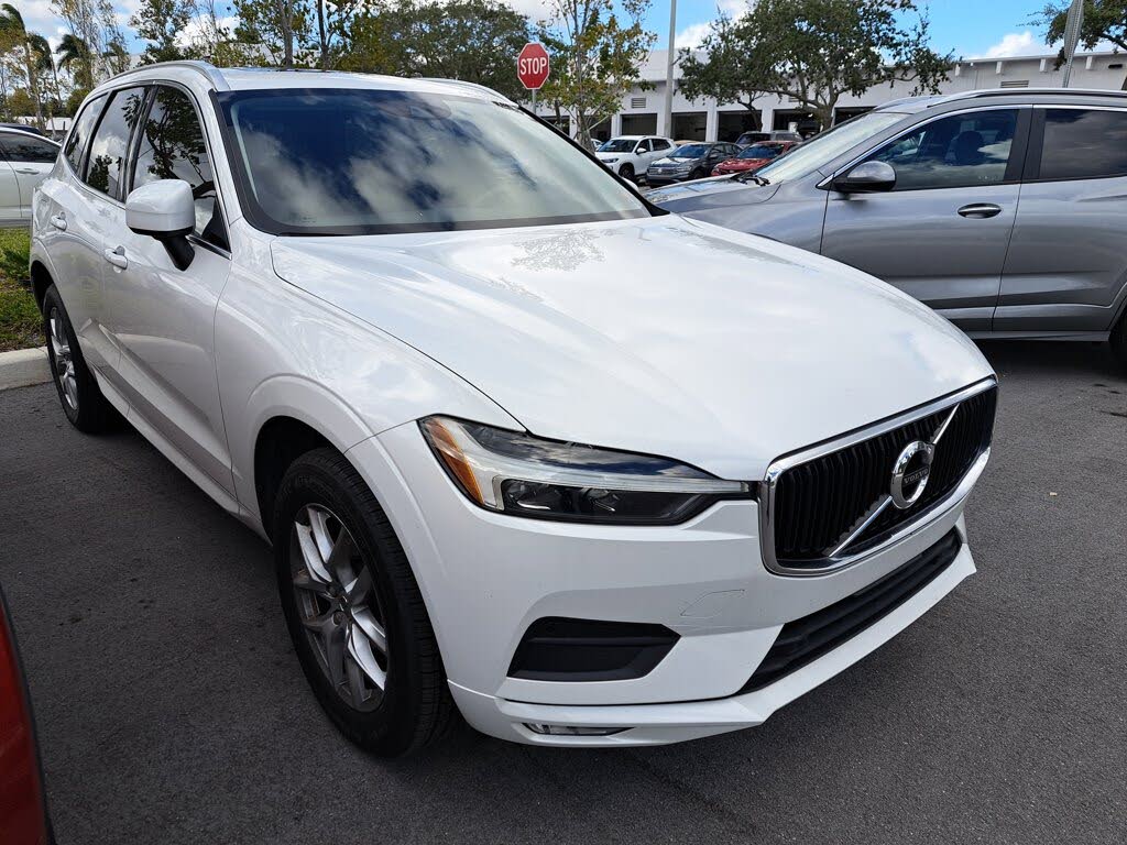 2021 Volvo XC60 T5 Momentum FWD