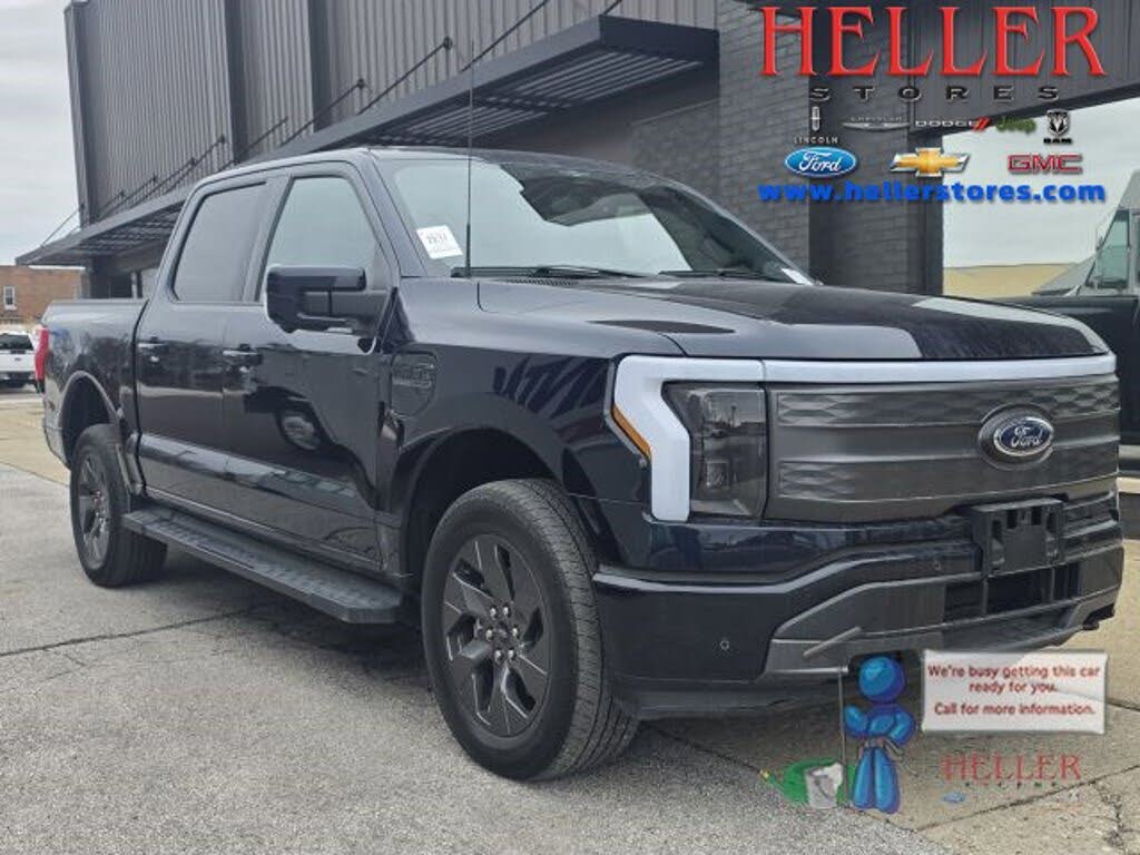 2023 Ford F-150 Lightning Lariat SuperCrew AWD