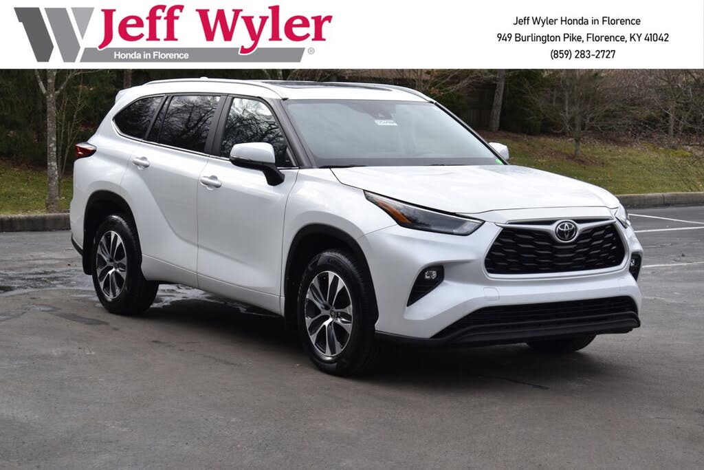 2023 Toyota Highlander XLE AWD