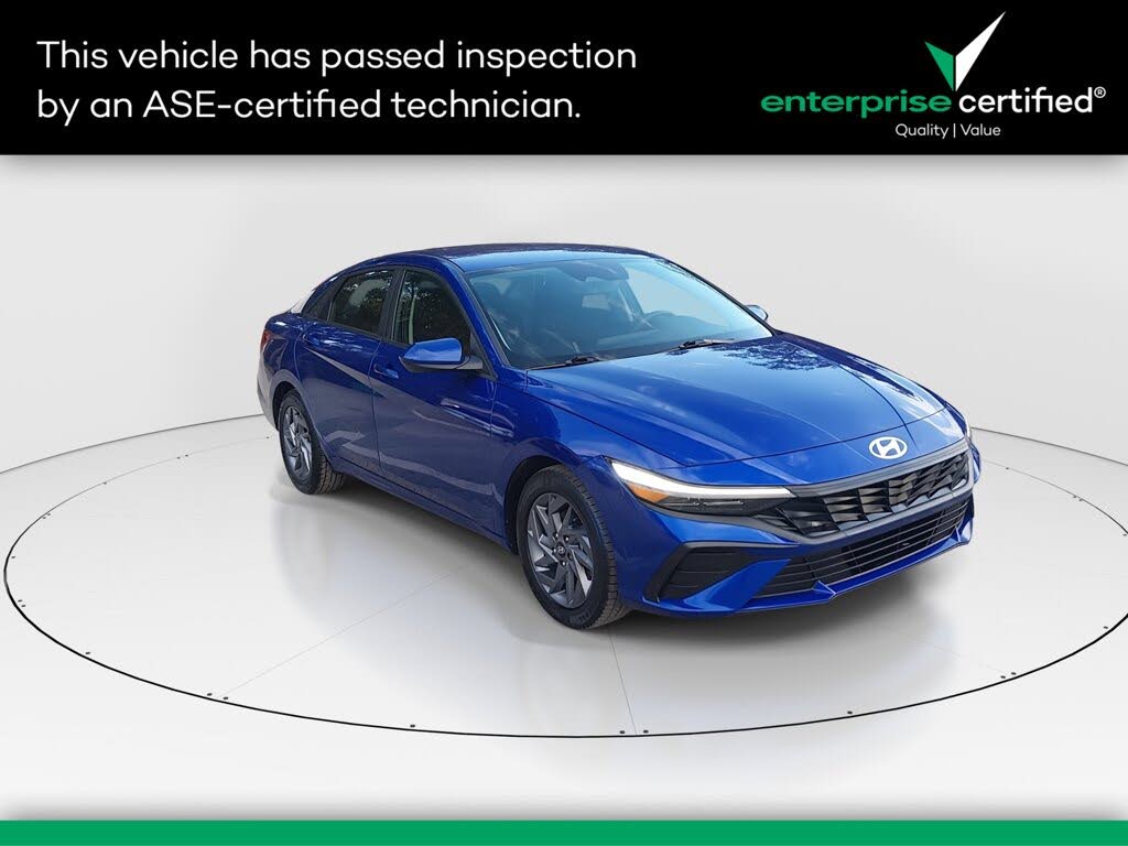 2024 Hyundai Elantra SEL FWD