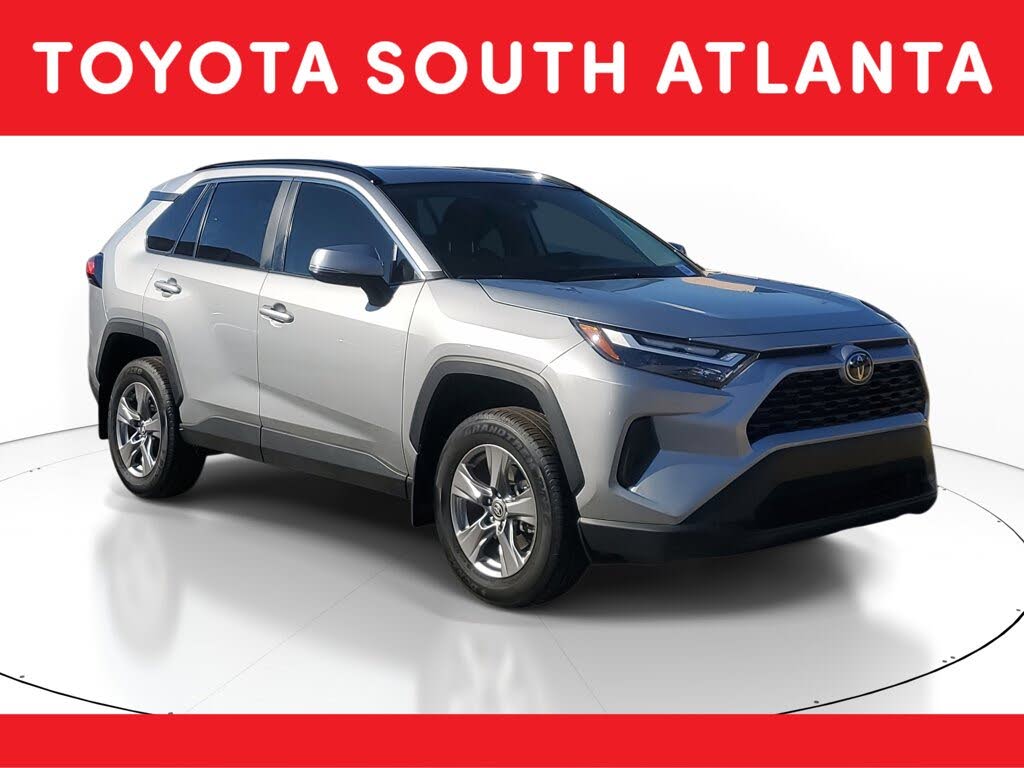 2024 Toyota RAV4 XLE FWD