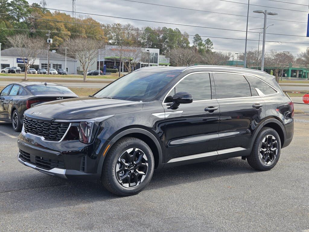 2026 Kia Sorento S FWD