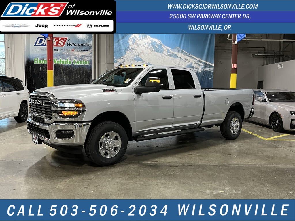 2026 RAM 2500 Tradesman Crew Cab LB 4WD