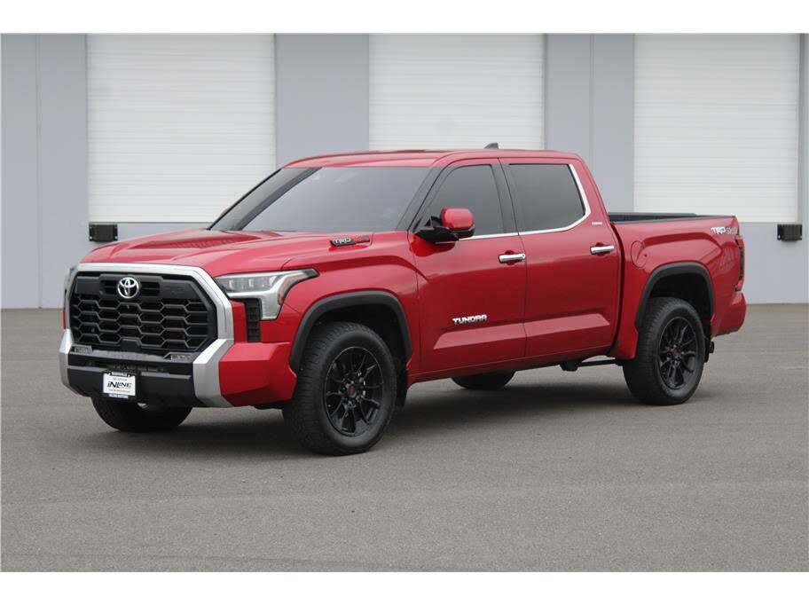 2022 Toyota Tundra Limited CrewMax Cab 4WD