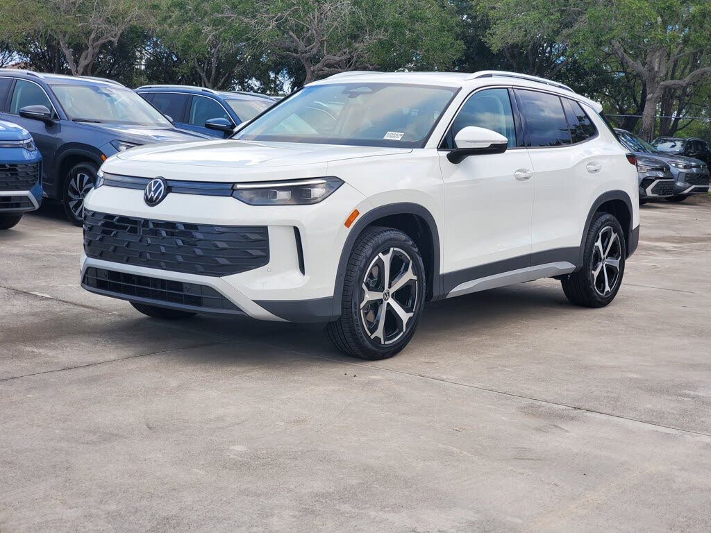 2026 Volkswagen Tiguan SE FWD