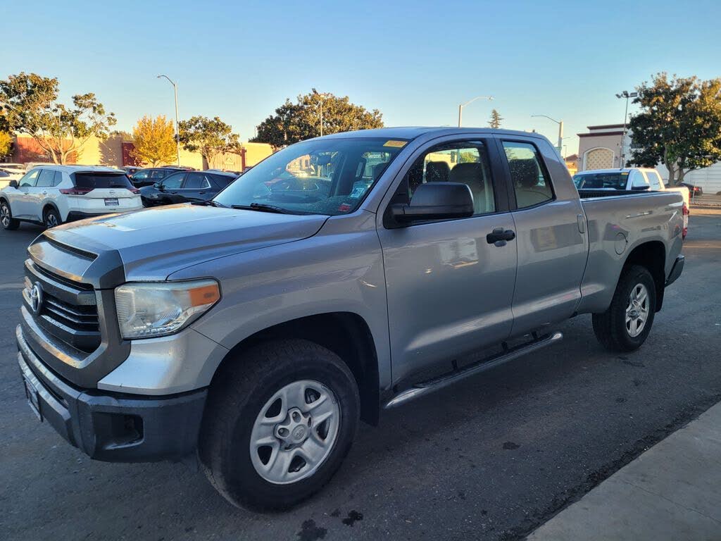 2014 Toyota Tundra SR Double Cab 4.6L 4WD