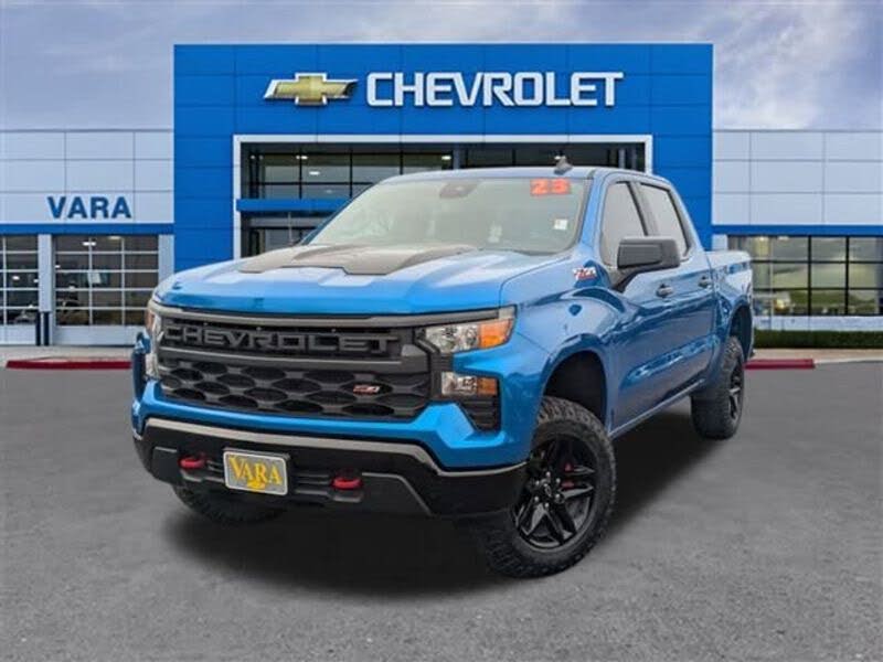 2023 Chevrolet Silverado 1500 Custom Trail Boss Crew Cab 4WD