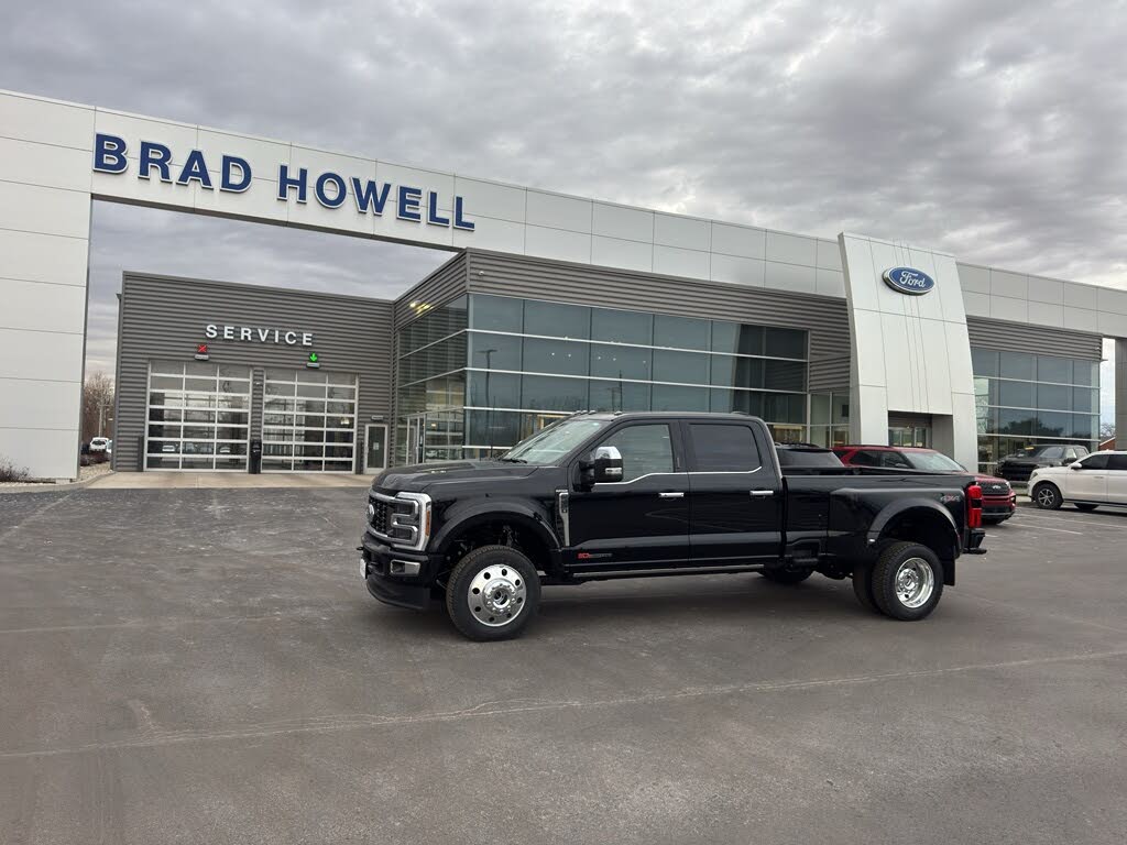 2026 Ford F-450 Super Duty Platinum Crew Cab LB DRW 4WD