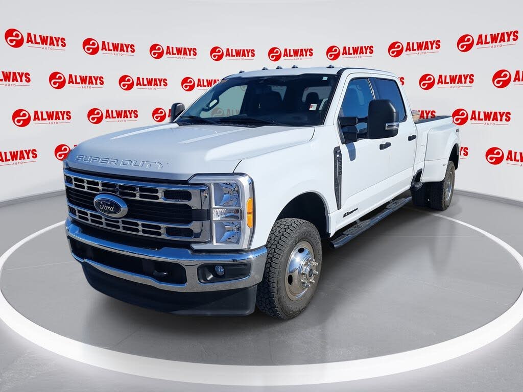 2023 Ford F-350 Super Duty XLT Crew Cab LB DRW 4WD