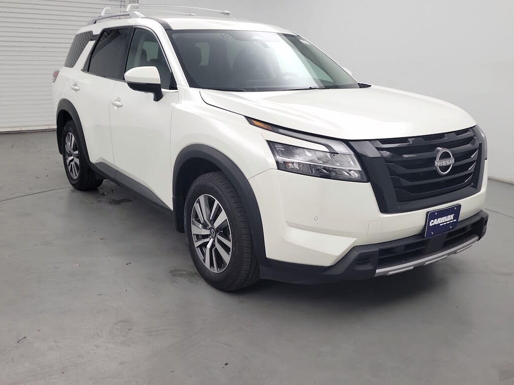 2024 Nissan Pathfinder SL 4WD
