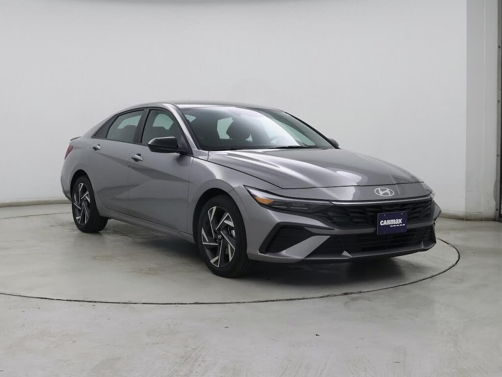2025 Hyundai Elantra SEL Sport FWD