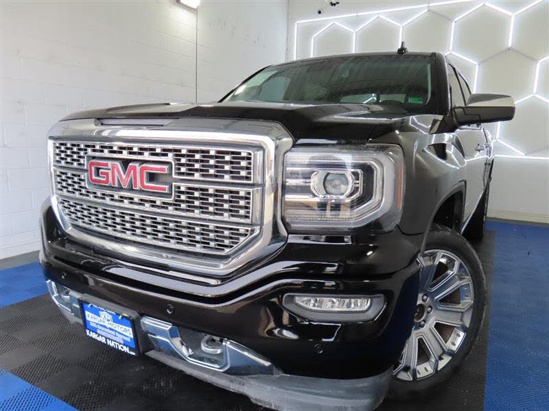 2018 GMC Sierra 1500 Denali Crew Cab 4WD