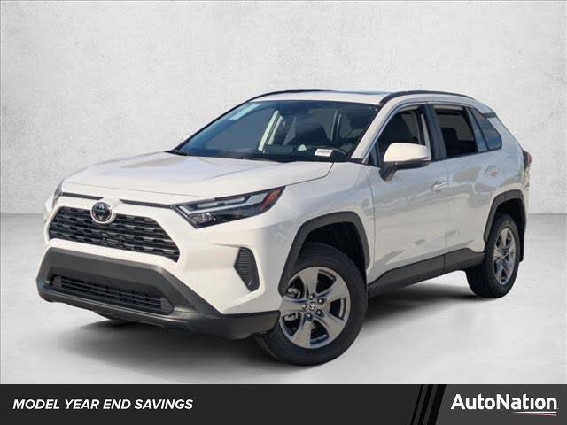 2025 Toyota RAV4 XLE FWD