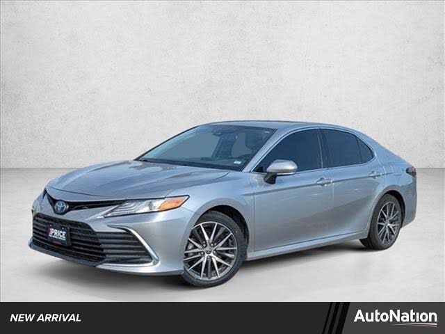 2022 Toyota Camry Hybrid XLE FWD
