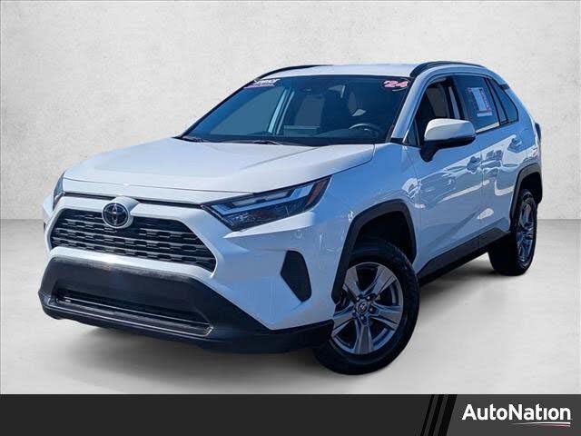 2024 Toyota RAV4 XLE FWD